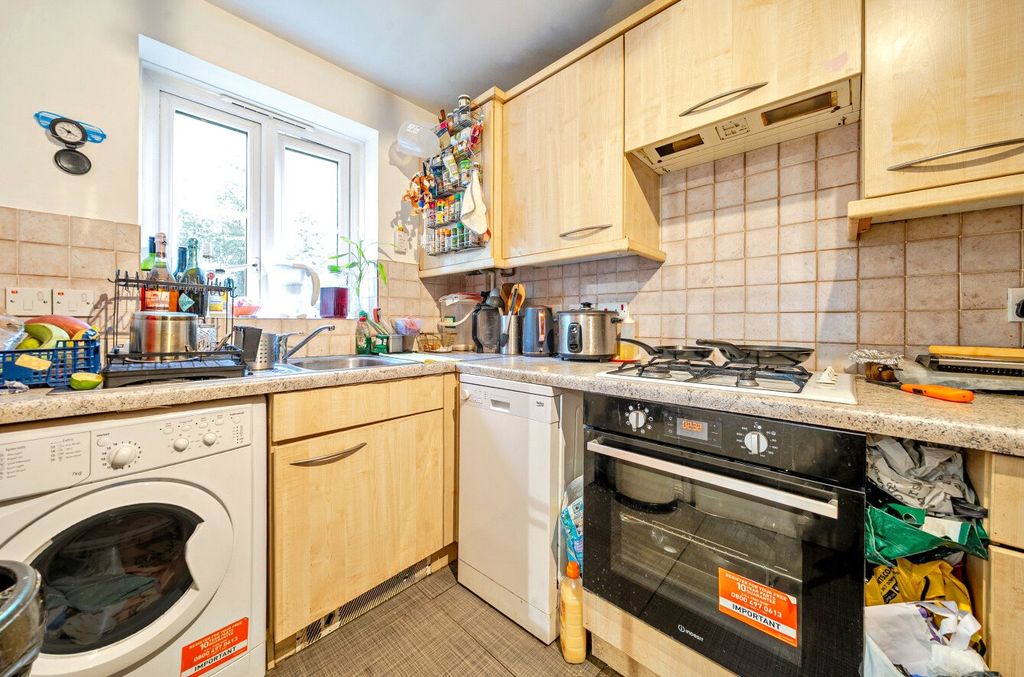 Property photo 2 of 8 Picture No. 04