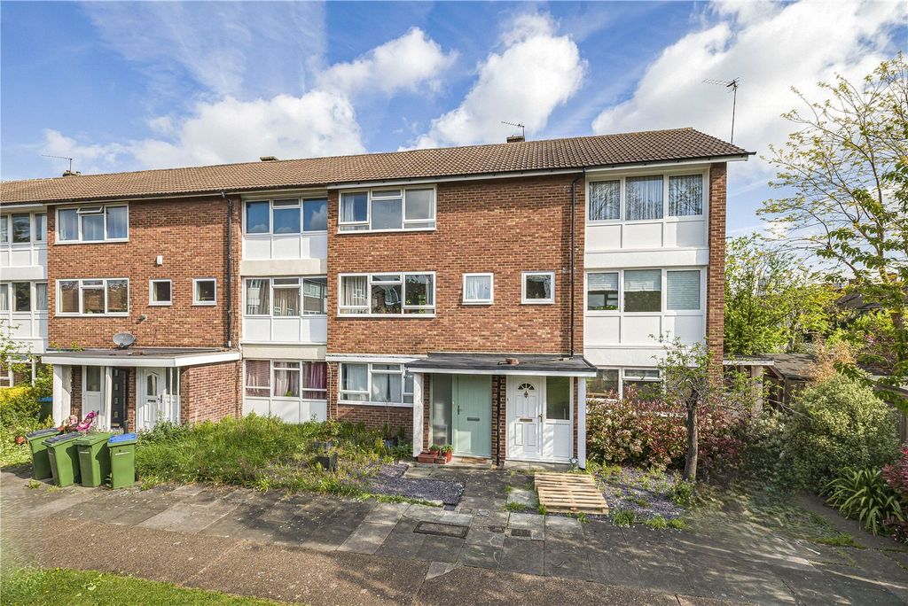 Property photo 1 of 10 External