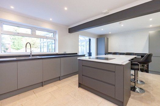 Property photo 2 of 13 Picture No. 12