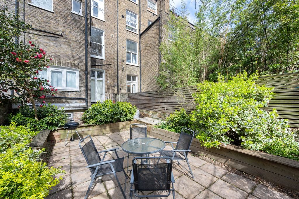 Property photo 3 of 15 Picture No. 20