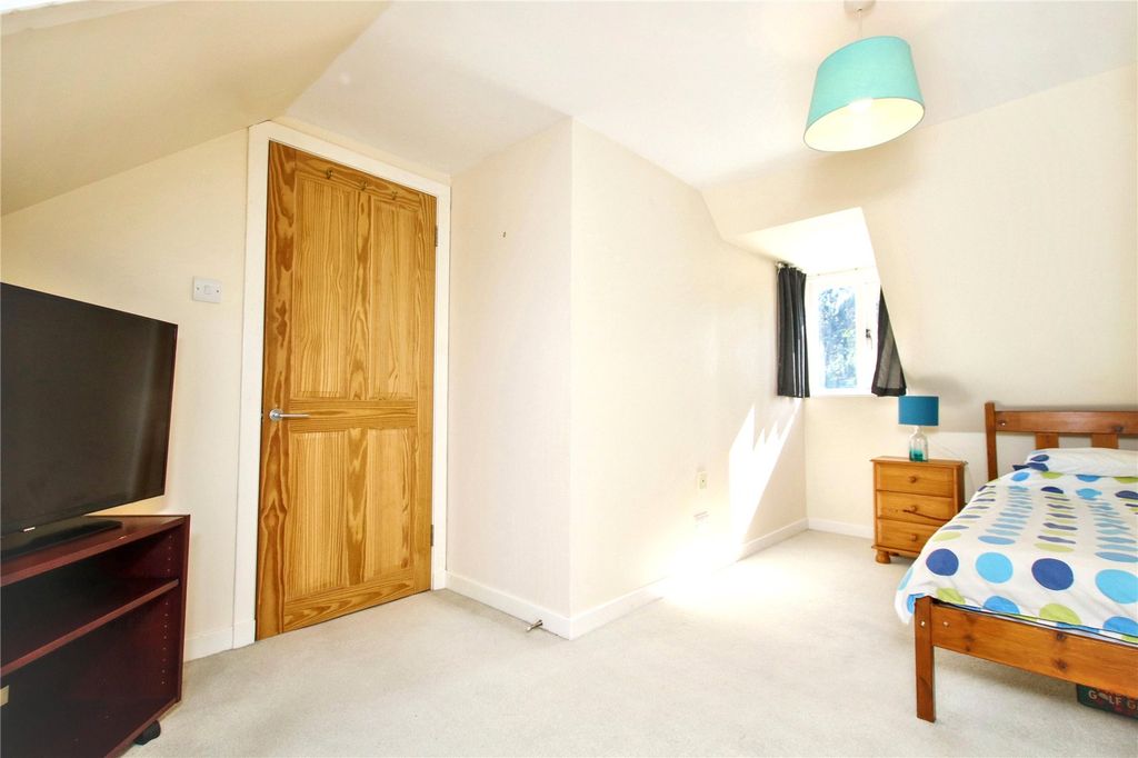 Additional image 14 of 4 bed semi-detached house for salePalace Gardens, Kirkwall KW15