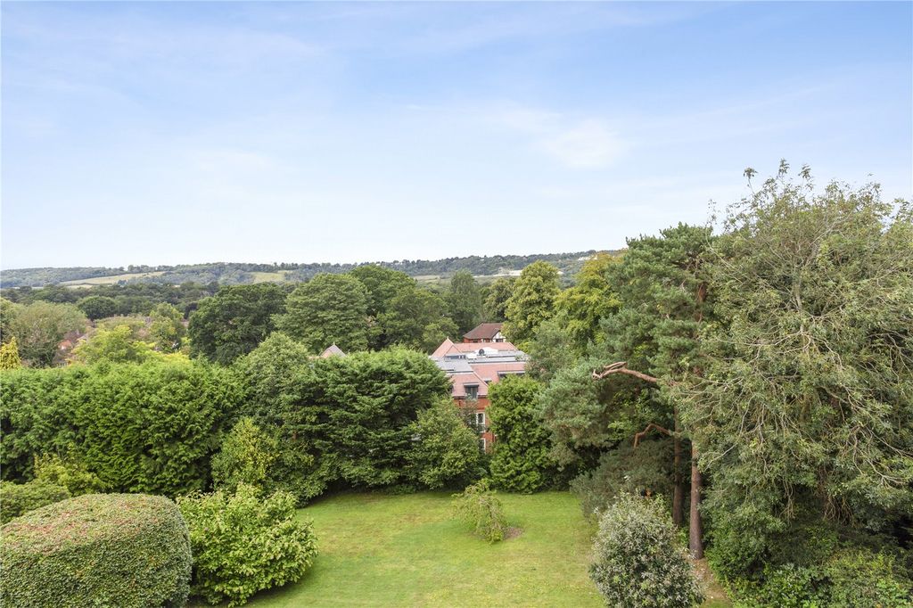 Property photo 2 of 13 Picture No. 02