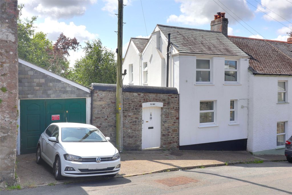 Property photo 2 of 23 Picture No. 32