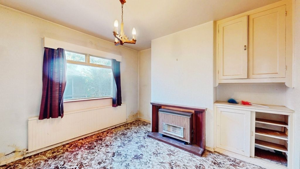 Property photo 3 of 13 Pbox-Bedroom-343156.Jpg