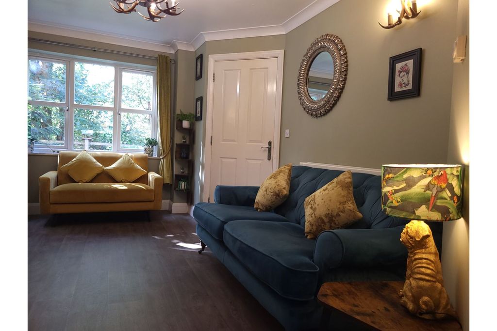 Property photo 3 of 19