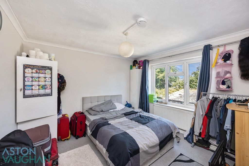 Property photo 3 of 9 Wolesely Road , Flat 1-007.Jpg