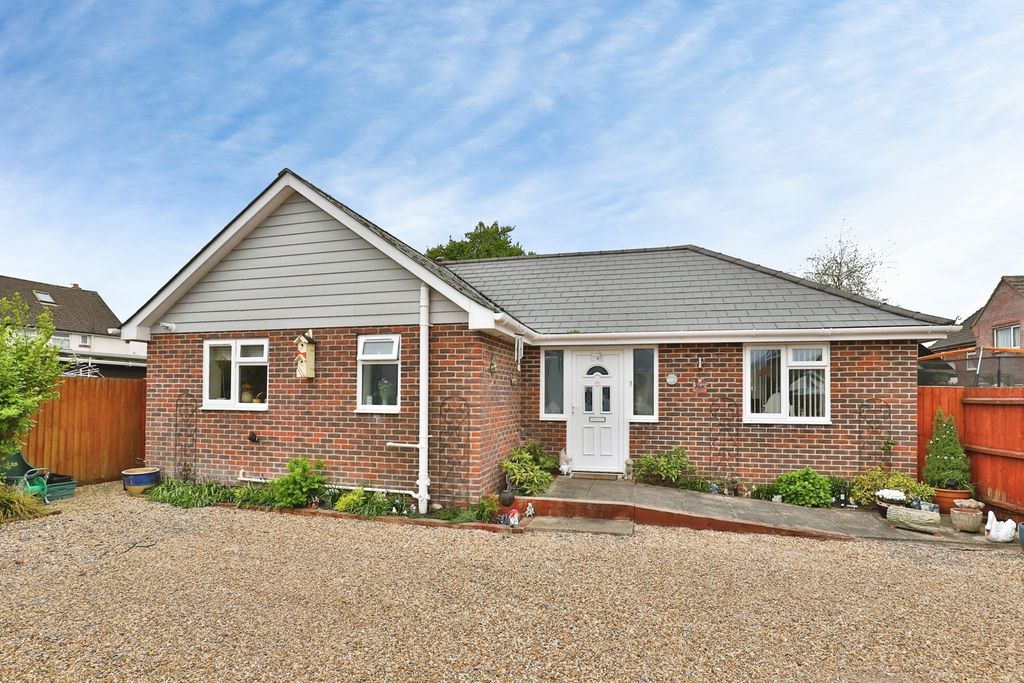 Property photo 1 of 19 Pbox-Img.Jpg