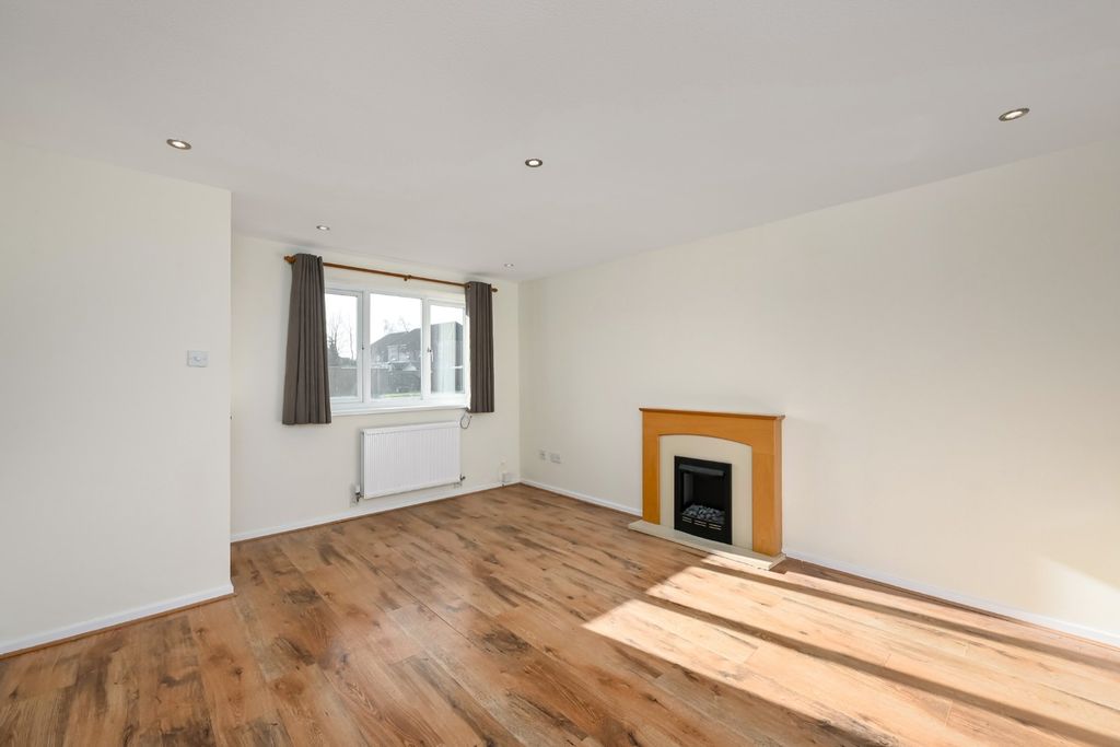 Property photo 2 of 9 Picture 2