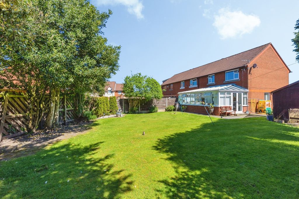 Property photo 2 of 18 Pbox-Img.Jpg