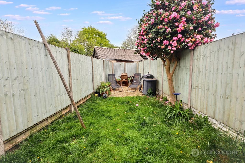 Property photo 3 of 16 5066455