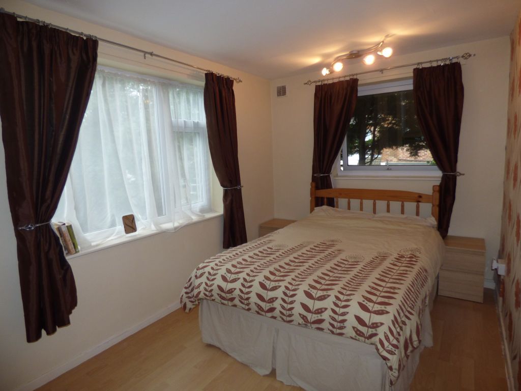 Property photo 3 of 5