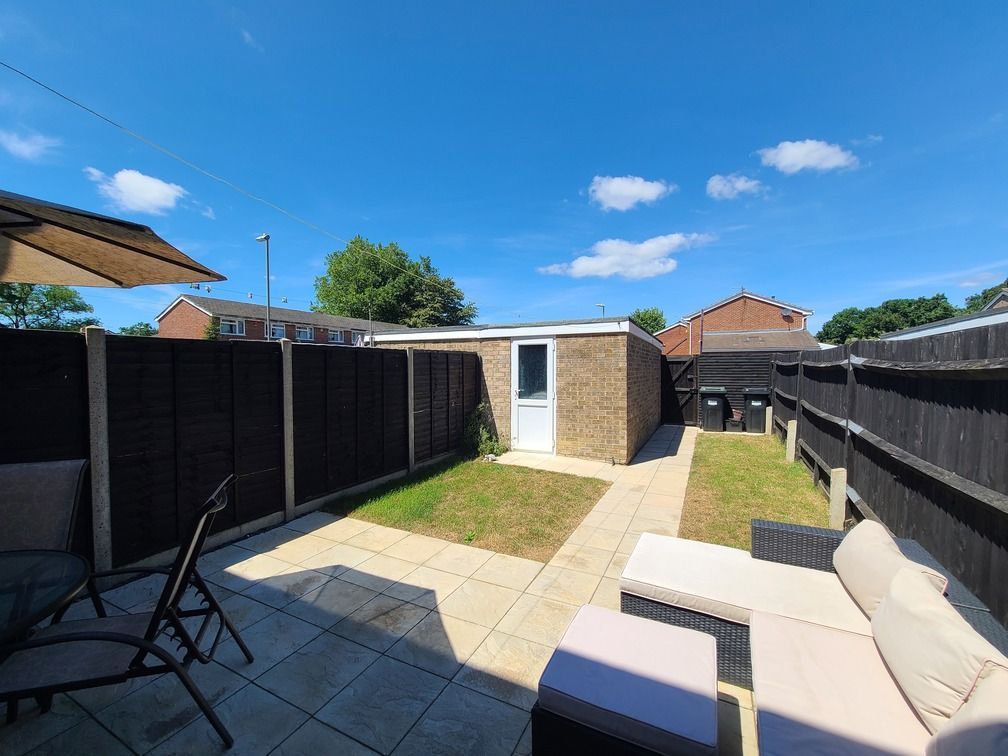 Property photo 2 of 28