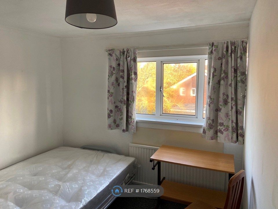 Property photo 1 of 4