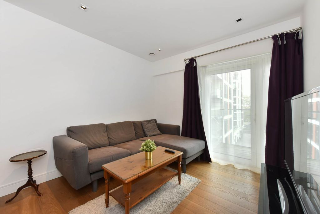 Property photo 1 of 10