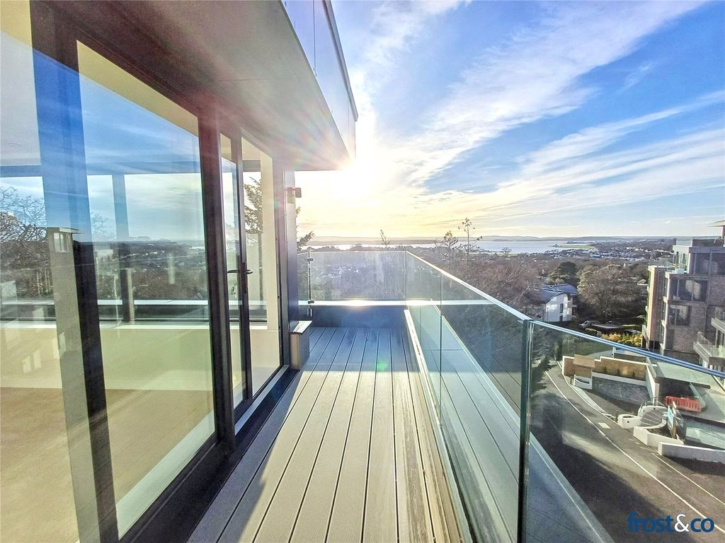 Property photo 3 of 17 Picture No. 17