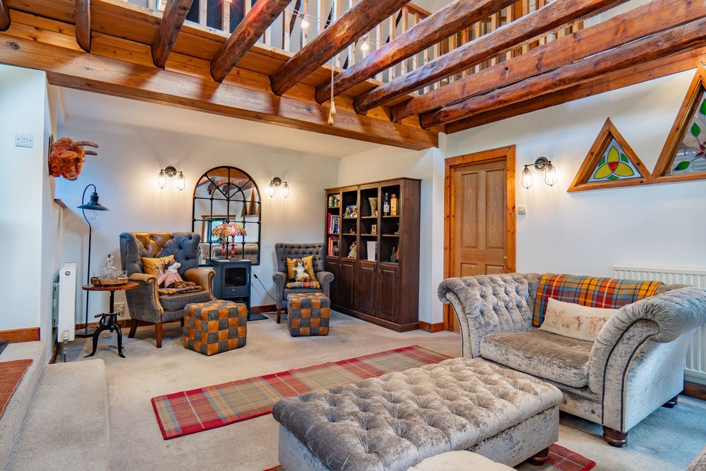 Property photo 3 of 50