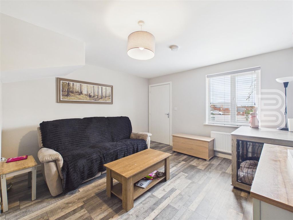 Property photo 3 of 16 Cam05587G0-Pr0151-Still007.Jpg