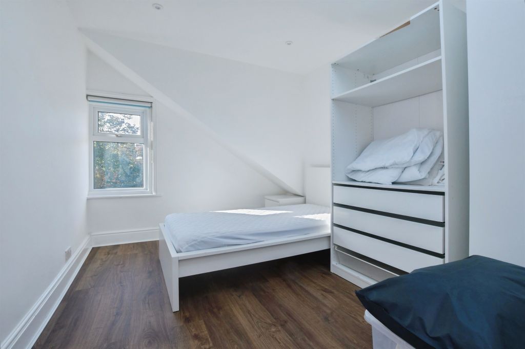 Additional image 11 of 6 bed maisonette for saleCarlton Road, Bournemouth BH1