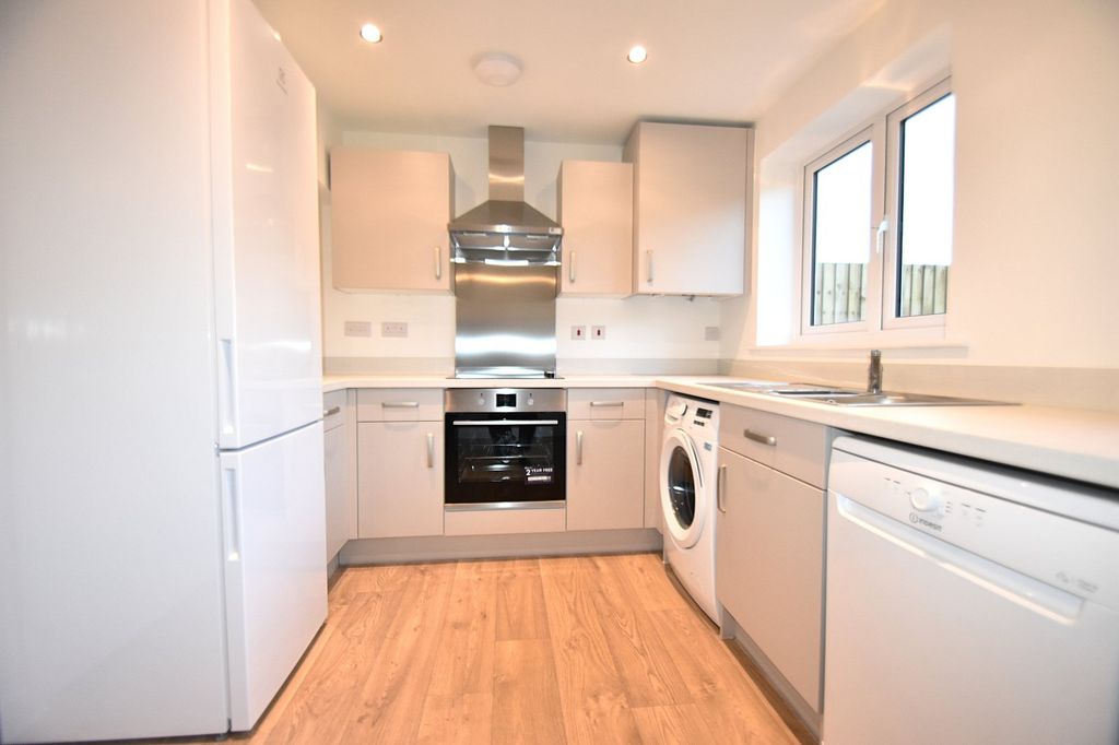 Property photo 2 of 12 Picture No. 05