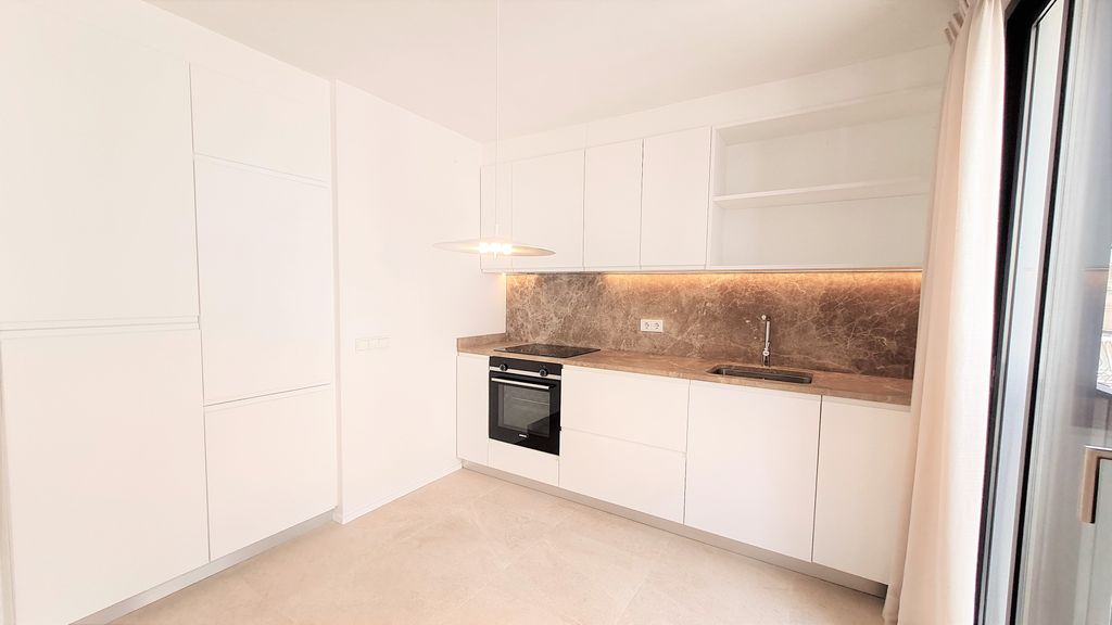 Property photo 1 of 7 1 - Kitchen (1).Jpg