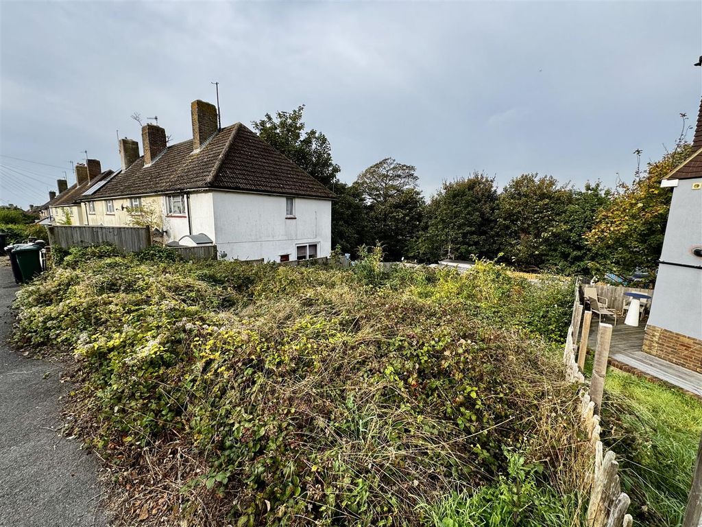 Property photo 2 of 3 Tempimageqimiet.Jpg