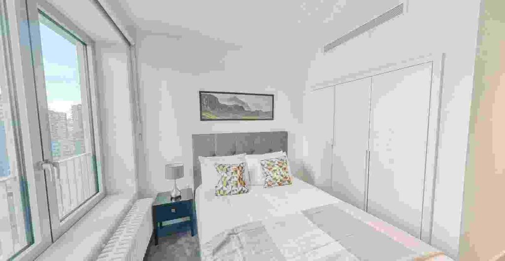 Property photo 2 of 11 1