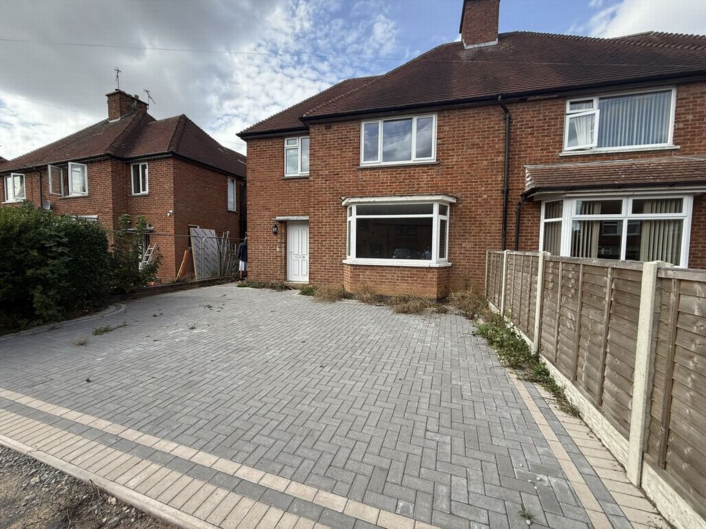 Property photo 1 of 10 Front