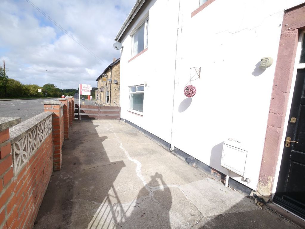 Property photo 3 of 34