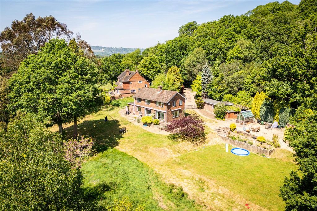 Property photo 1 of 30