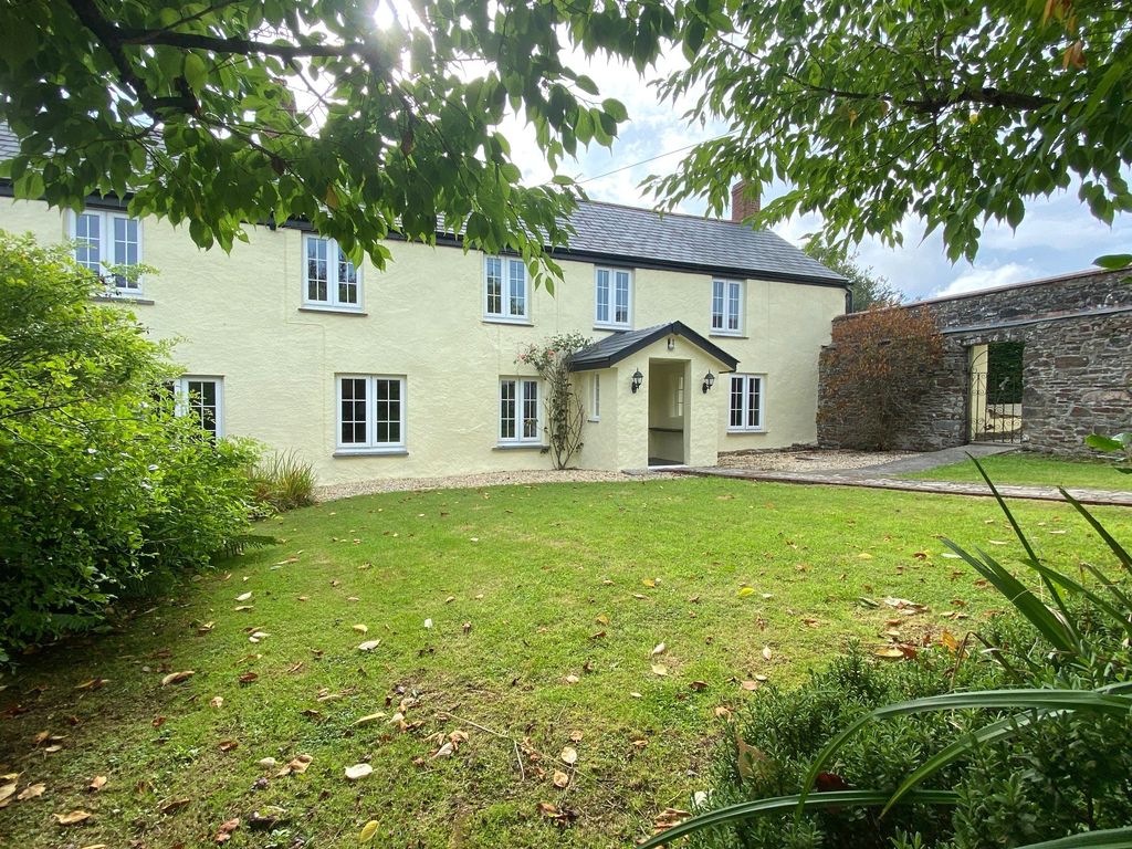 Property photo 1 of 22 Picture No. 01
