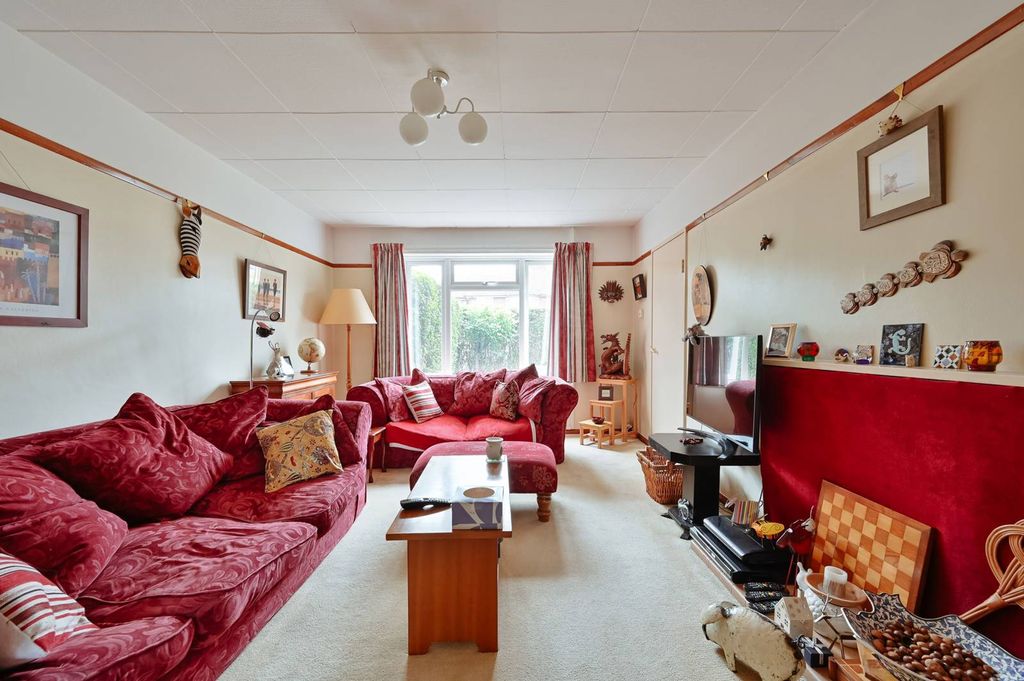 Property photo 2 of 16