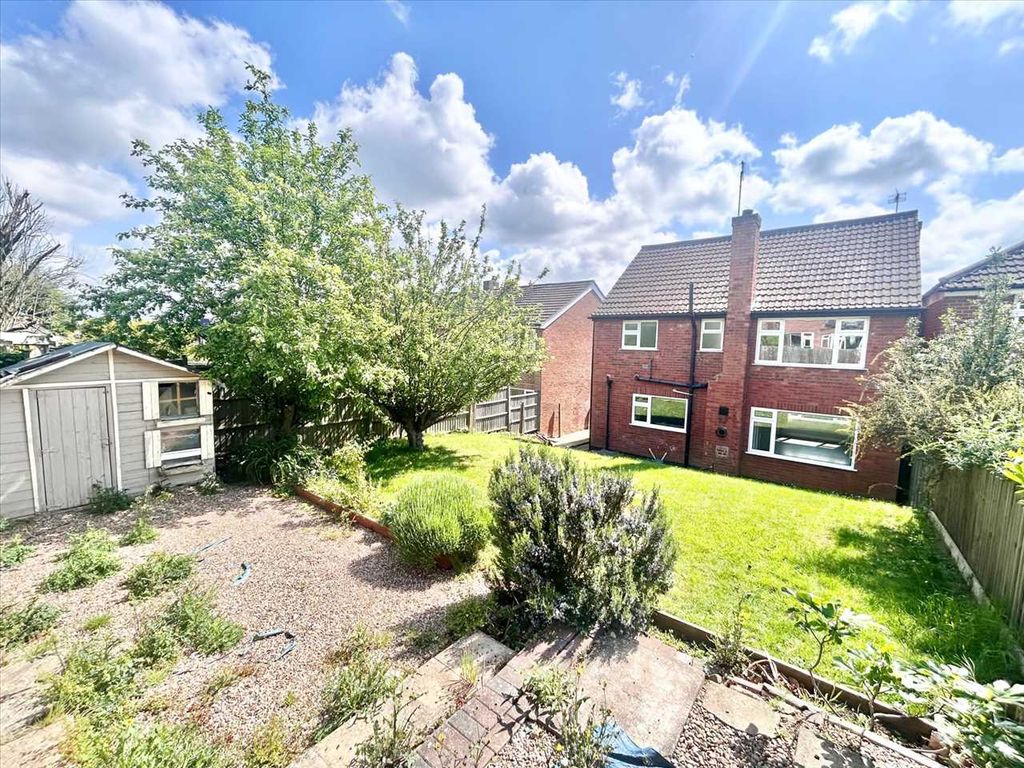 Property photo 2 of 30