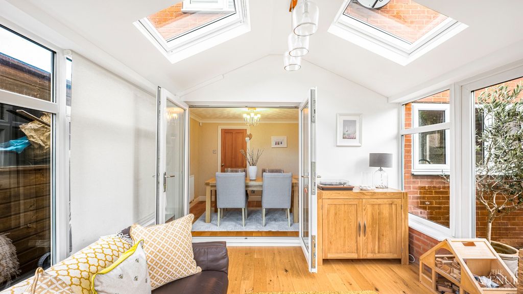 Property photo 3 of 31 4597307