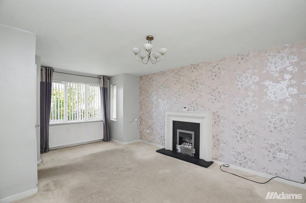 Property photo 2 of 25