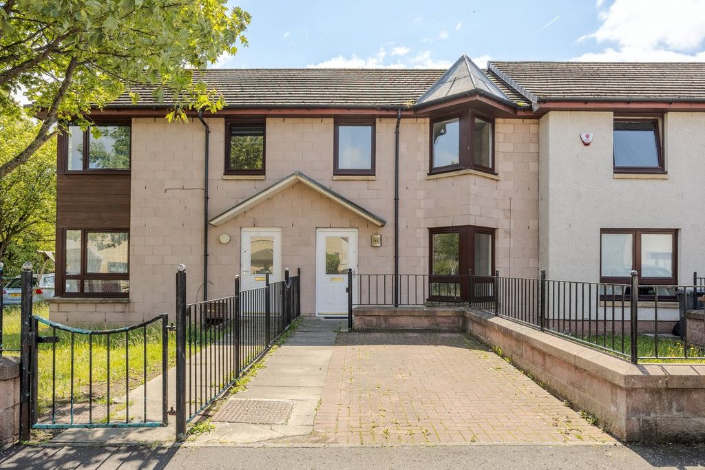 Property photo 1 of 20