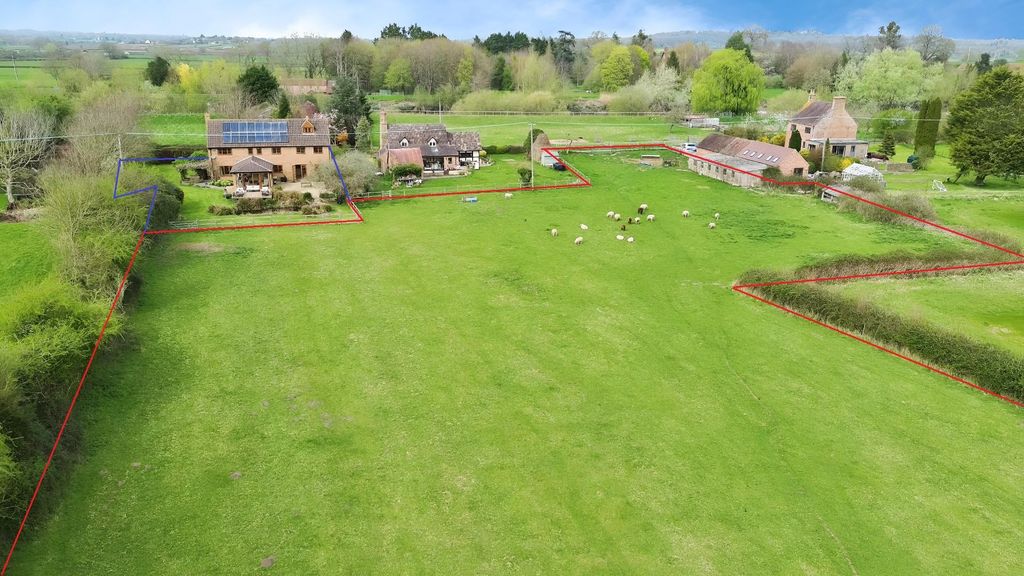Property photo 1 of 26 Drones (1).Jpg