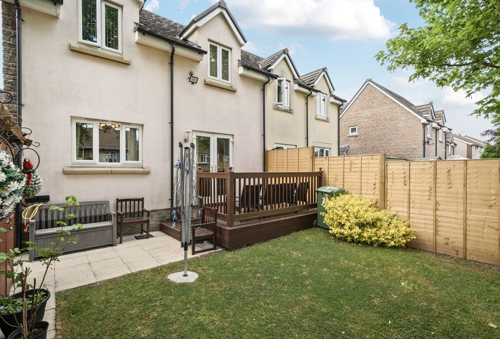 Property photo 2 of 12 Picture 2