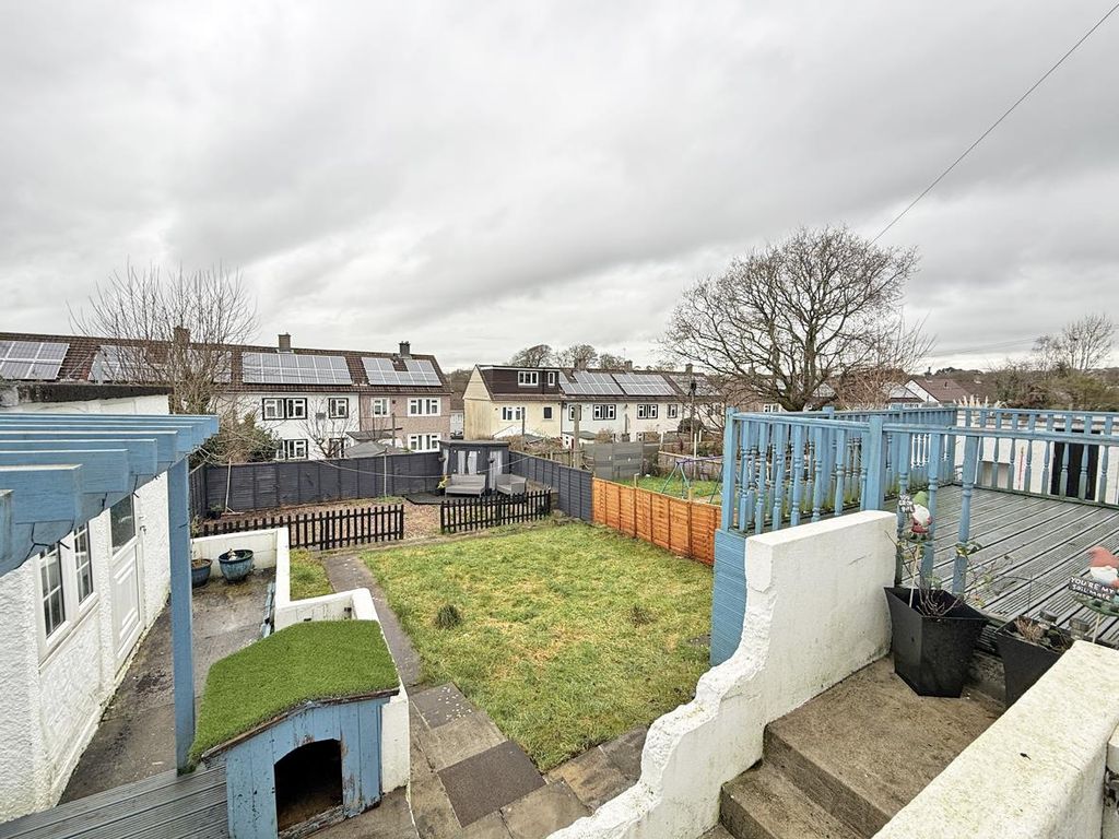 Property photo 2 of 16 Melrose Avenue 80 - Garden 1 Fp.Jpg