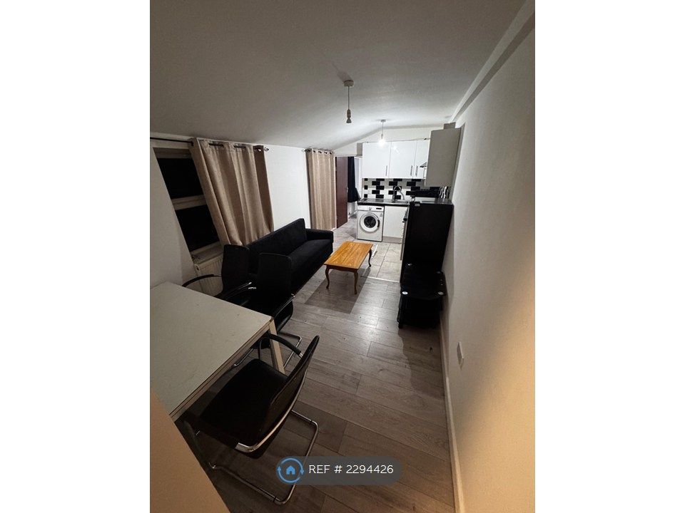 Property photo 1 of 4