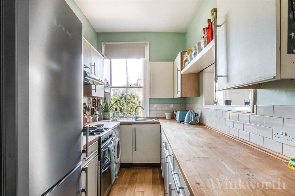 Property photo 3 of 7 Picture No. 05