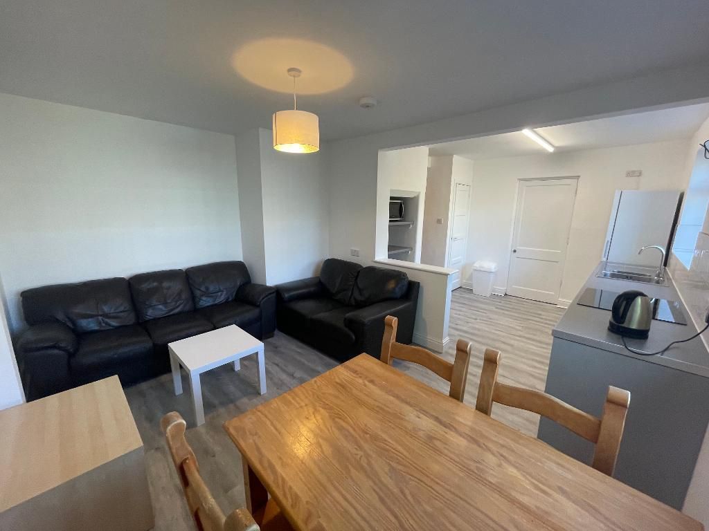 Property photo 1 of 9 Photo 1