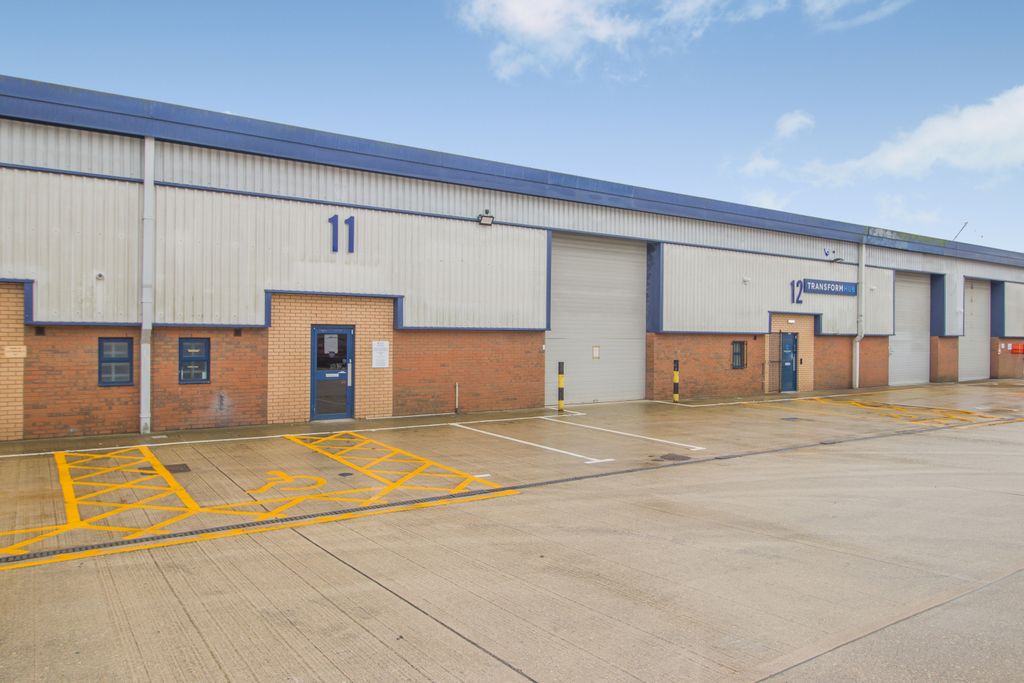 Property photo 2 of 13