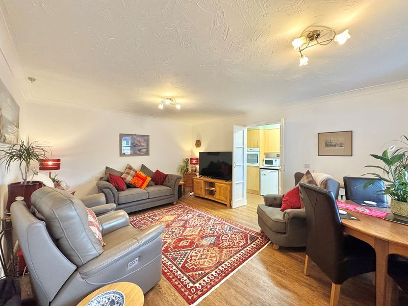 Property photo 3 of 15 Photo 6