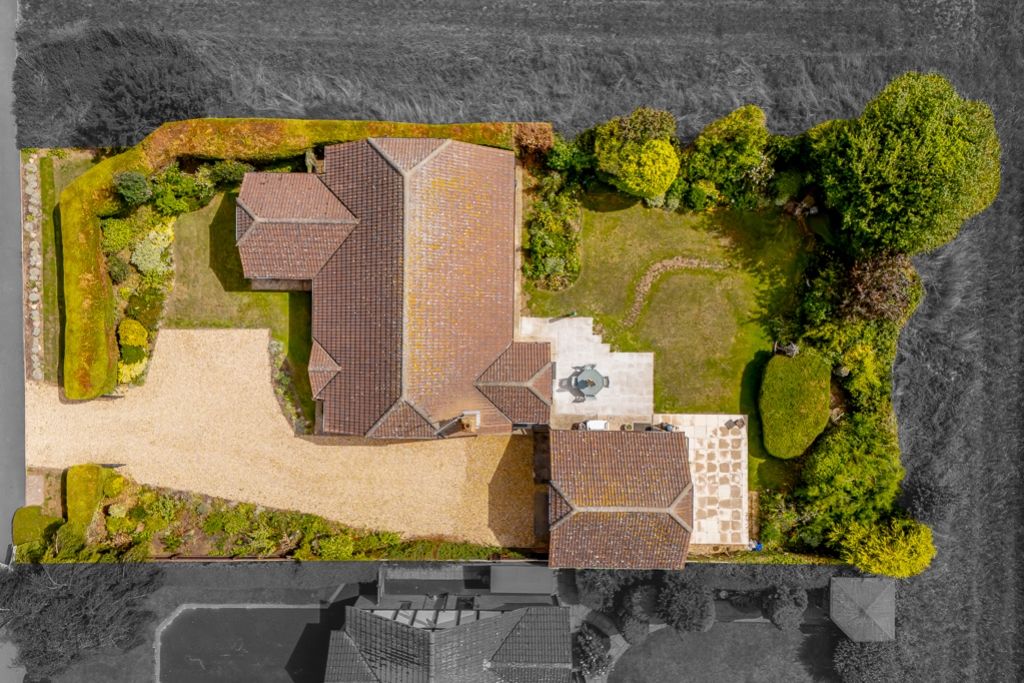 Property photo 2 of 26 Fieldview (Fleet Hargate)-4