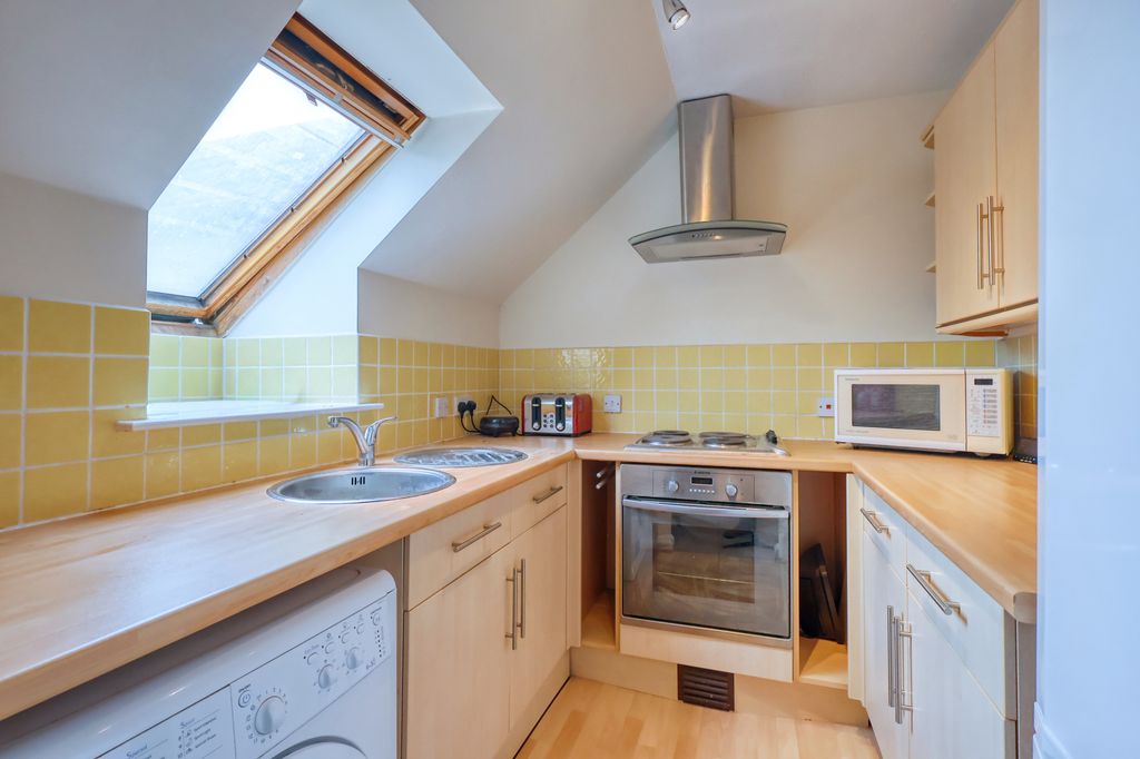 Property photo 3 of 8 Picture No. 07