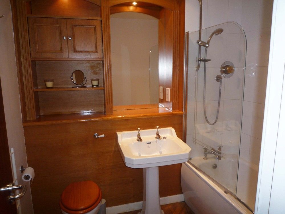 Property photo 3 of 7 6CC 7 − Copy