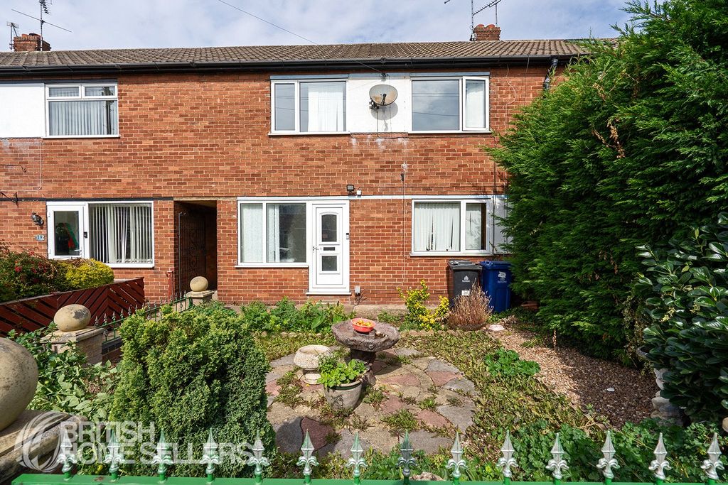 Property photo 2 of 17 2