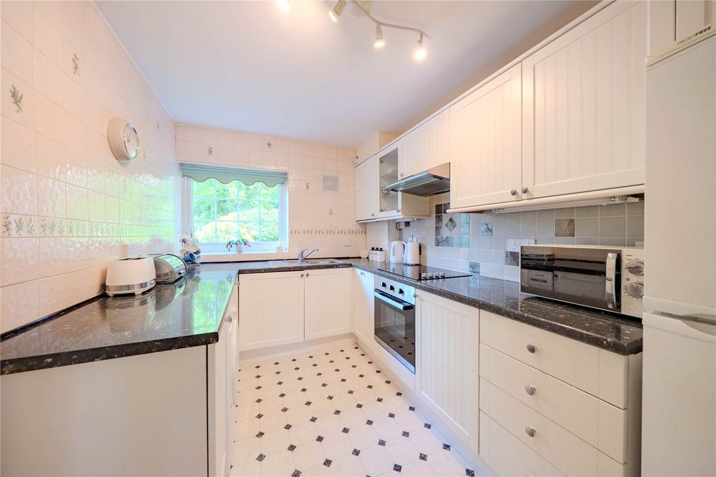 Property photo 2 of 13 Picture No. 06