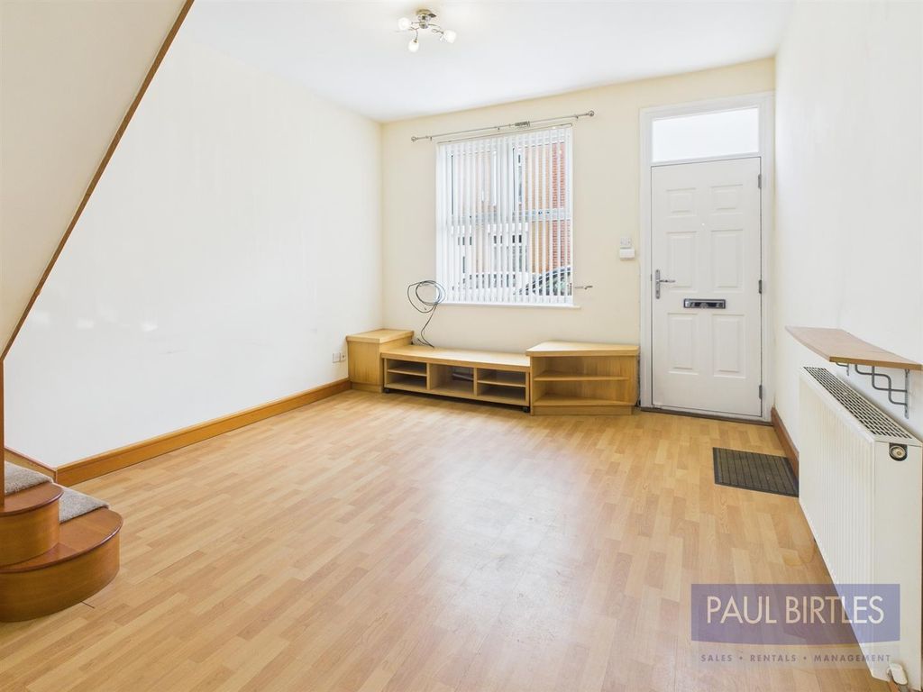 Property photo 2 of 10 Cam04378G0-Pr0112-Still002.Jpg