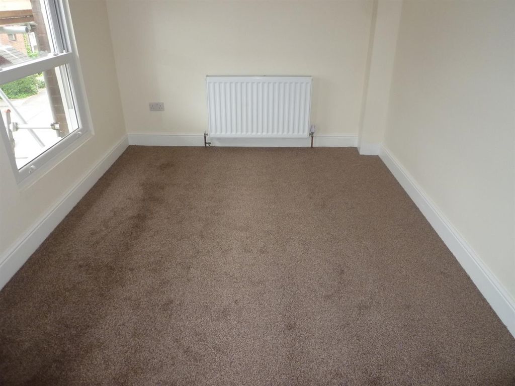 Property photo 2 of 5 1 Bedroom Flat For Rent